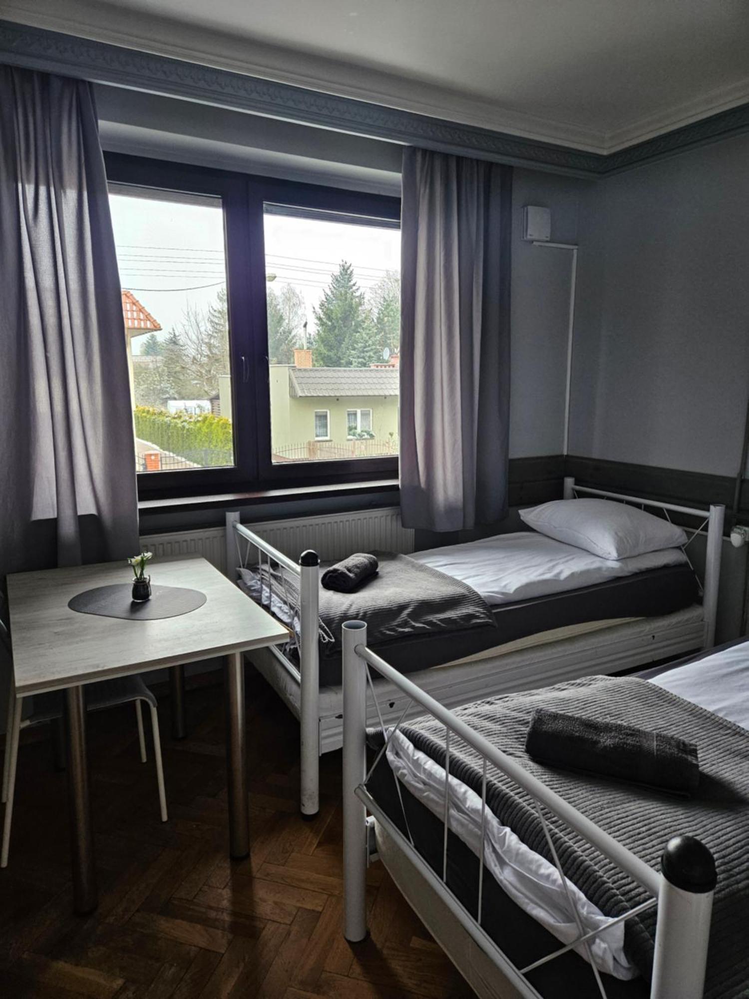 Pokoje Pracownicze Кімнати Для Працівників,Гуртожиток Swarzedz Luaran gambar