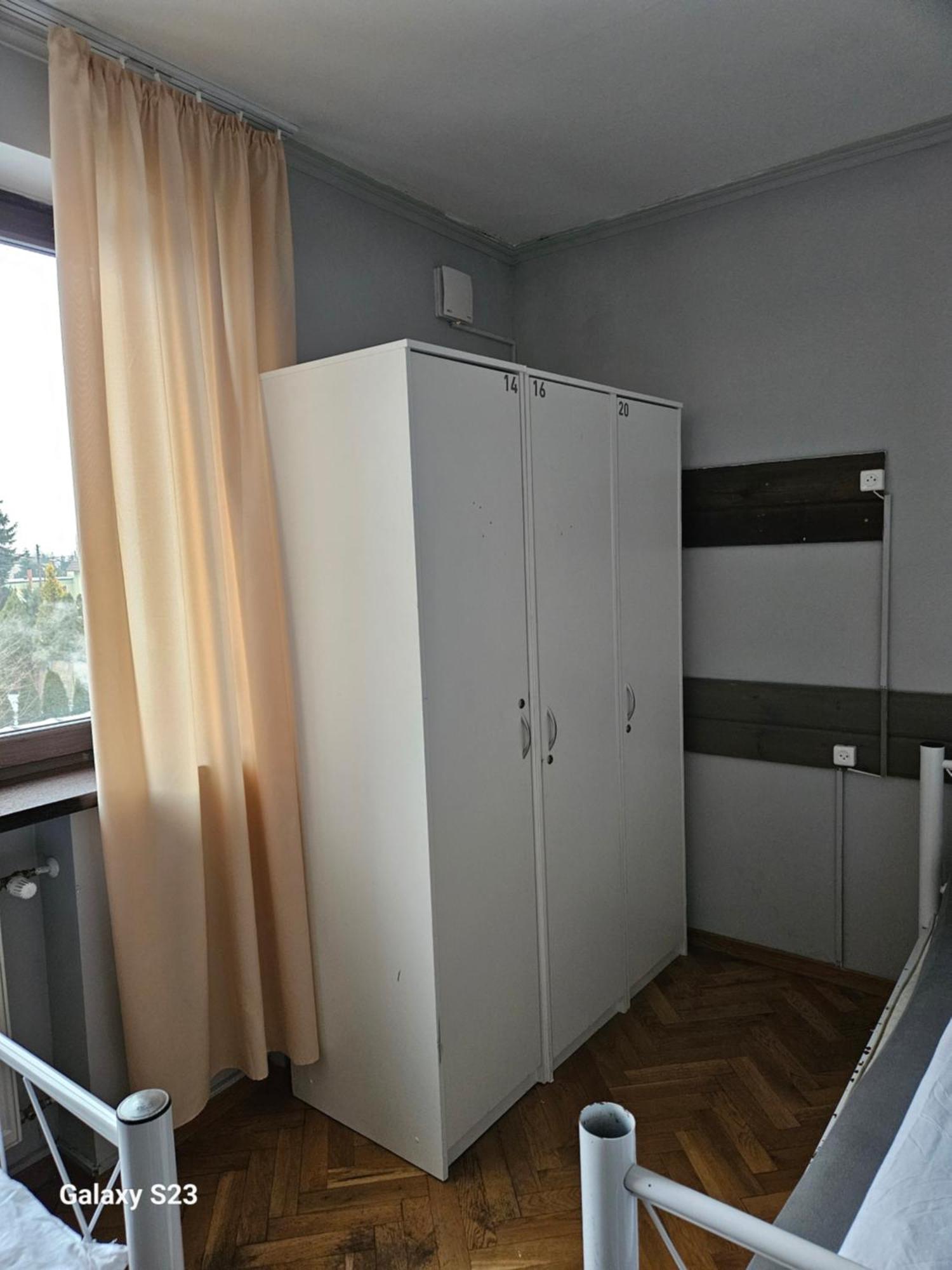Pokoje Pracownicze Кімнати Для Працівників,Гуртожиток Swarzedz Luaran gambar