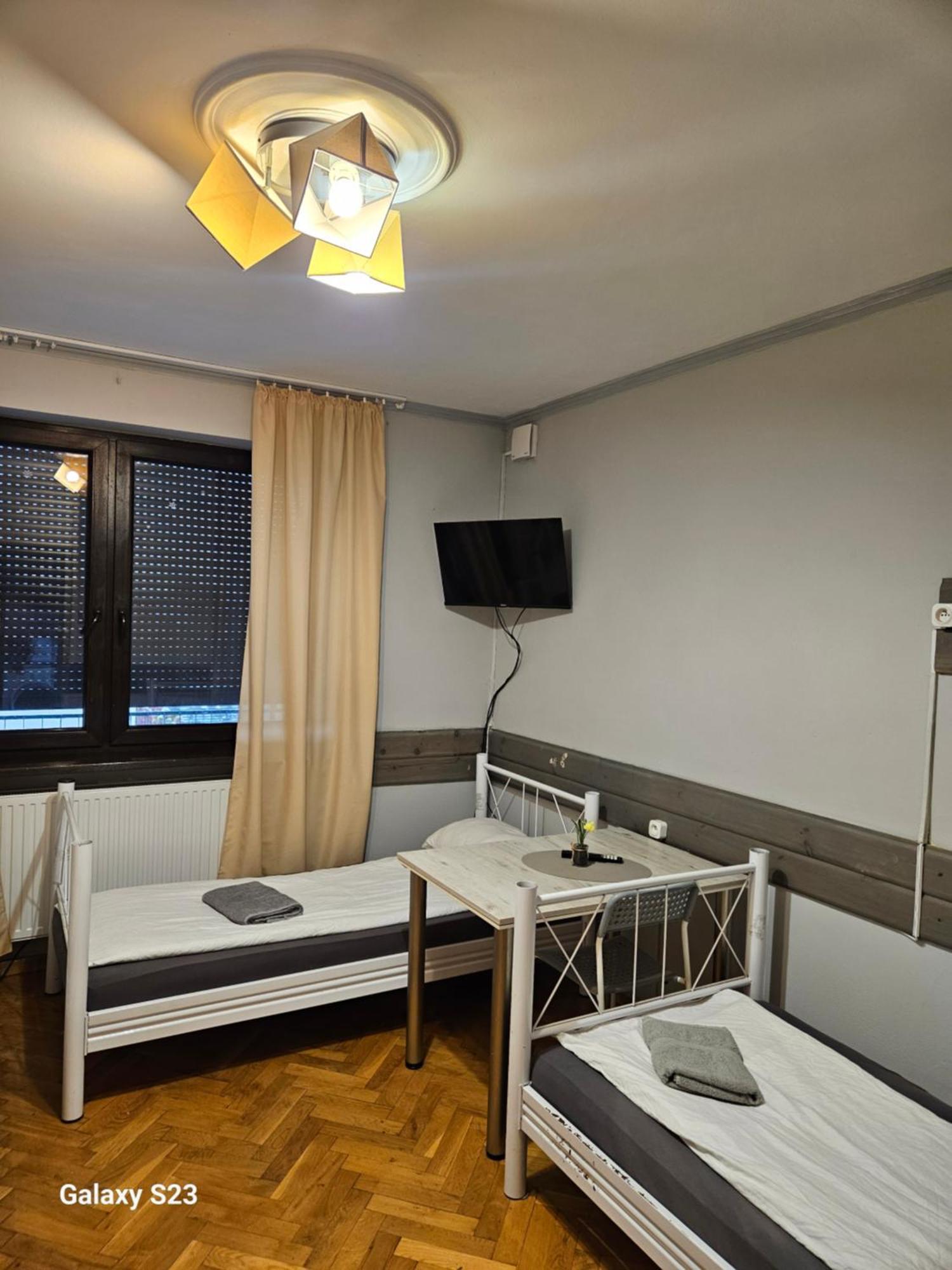 Pokoje Pracownicze Кімнати Для Працівників,Гуртожиток Swarzedz Luaran gambar